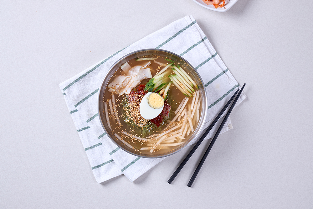 물냉면